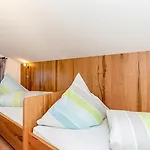 Otel Zirbelstube *