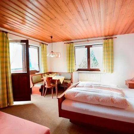 Ξενοδοχείο Zirbelstube *