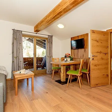 Ξενοδοχείο Zirbelstube *